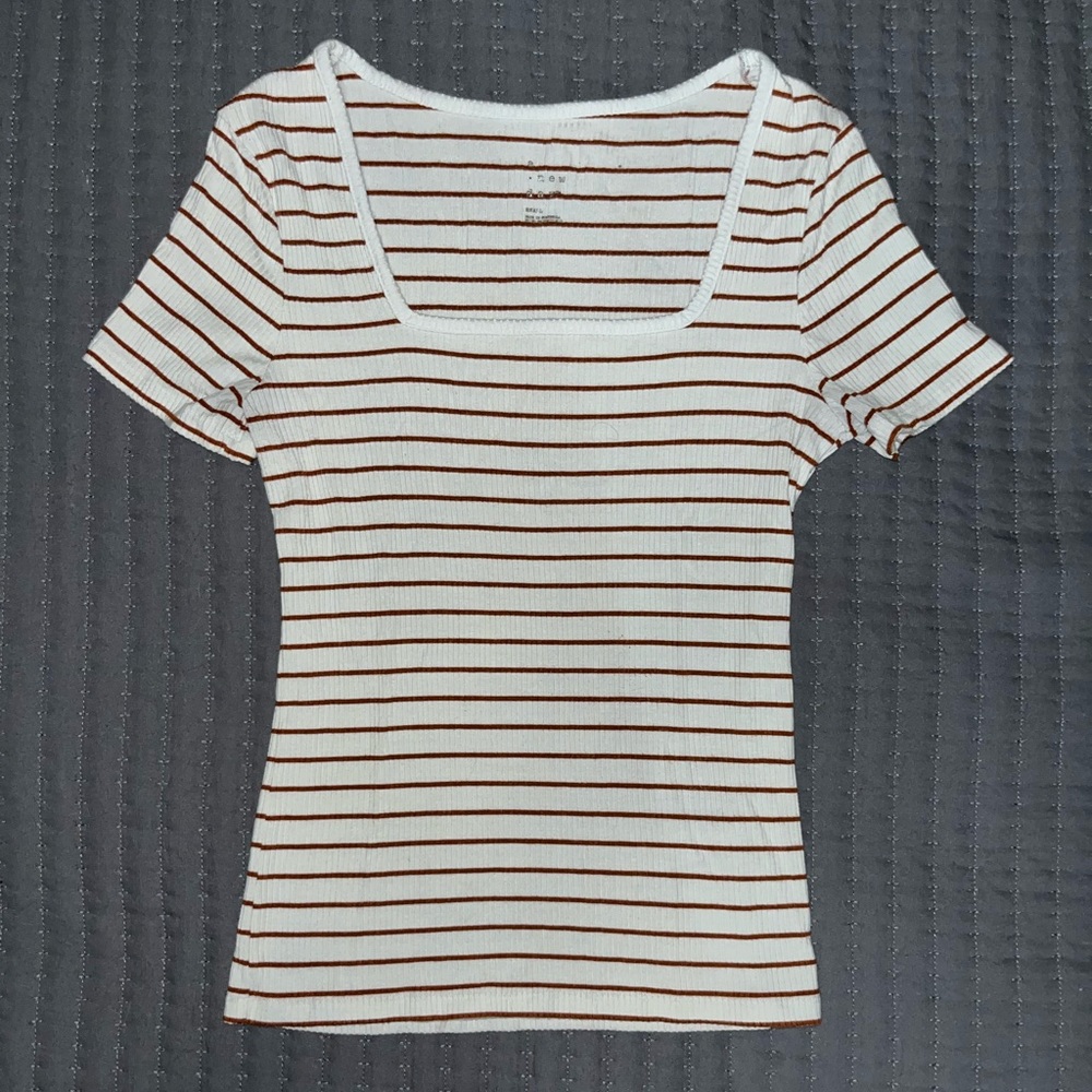 A New Day - size small- square neck - shirt sleeve